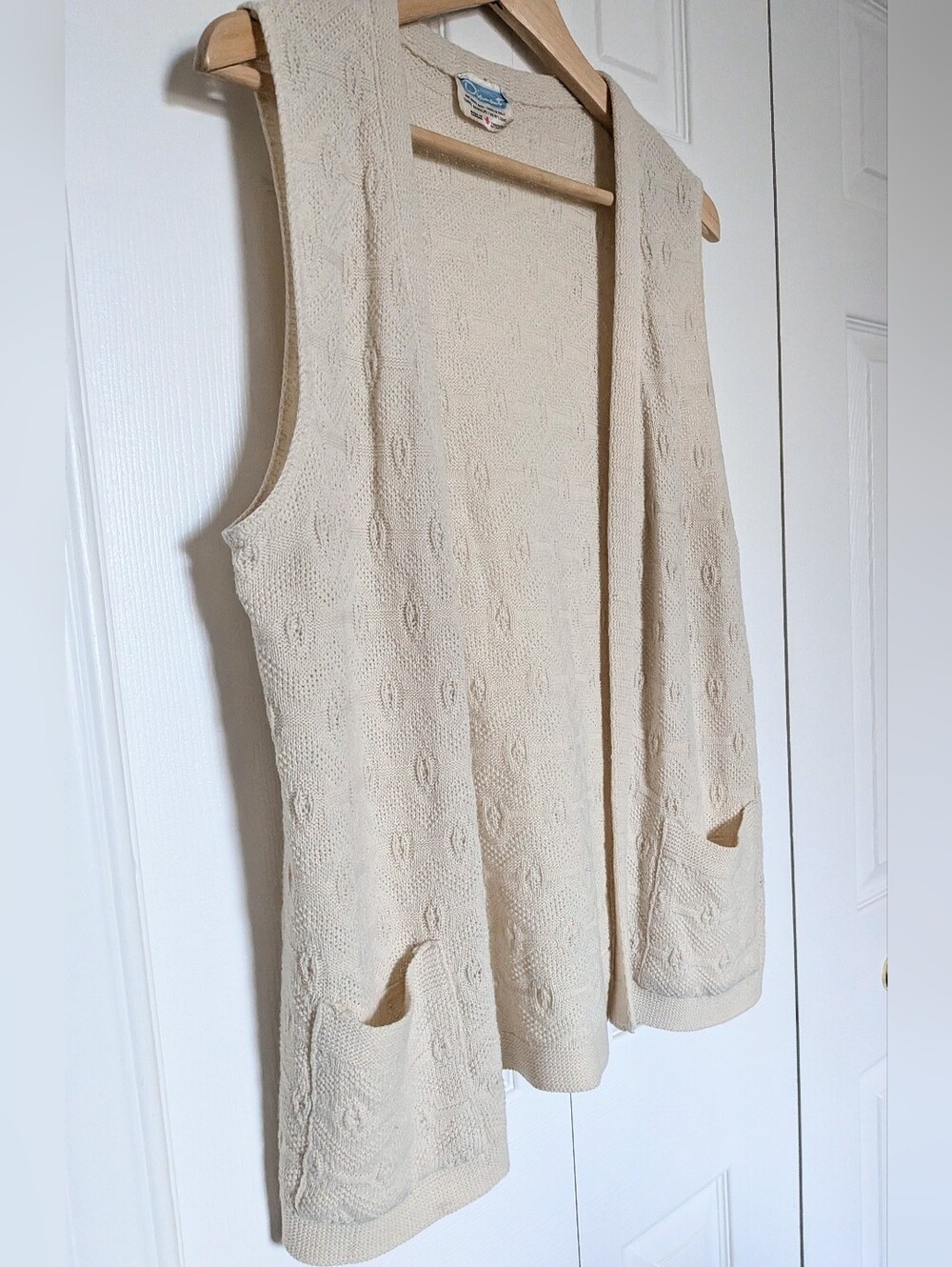 VTG Long Autumn Knit Vest. Size Medium. Made In Canada.